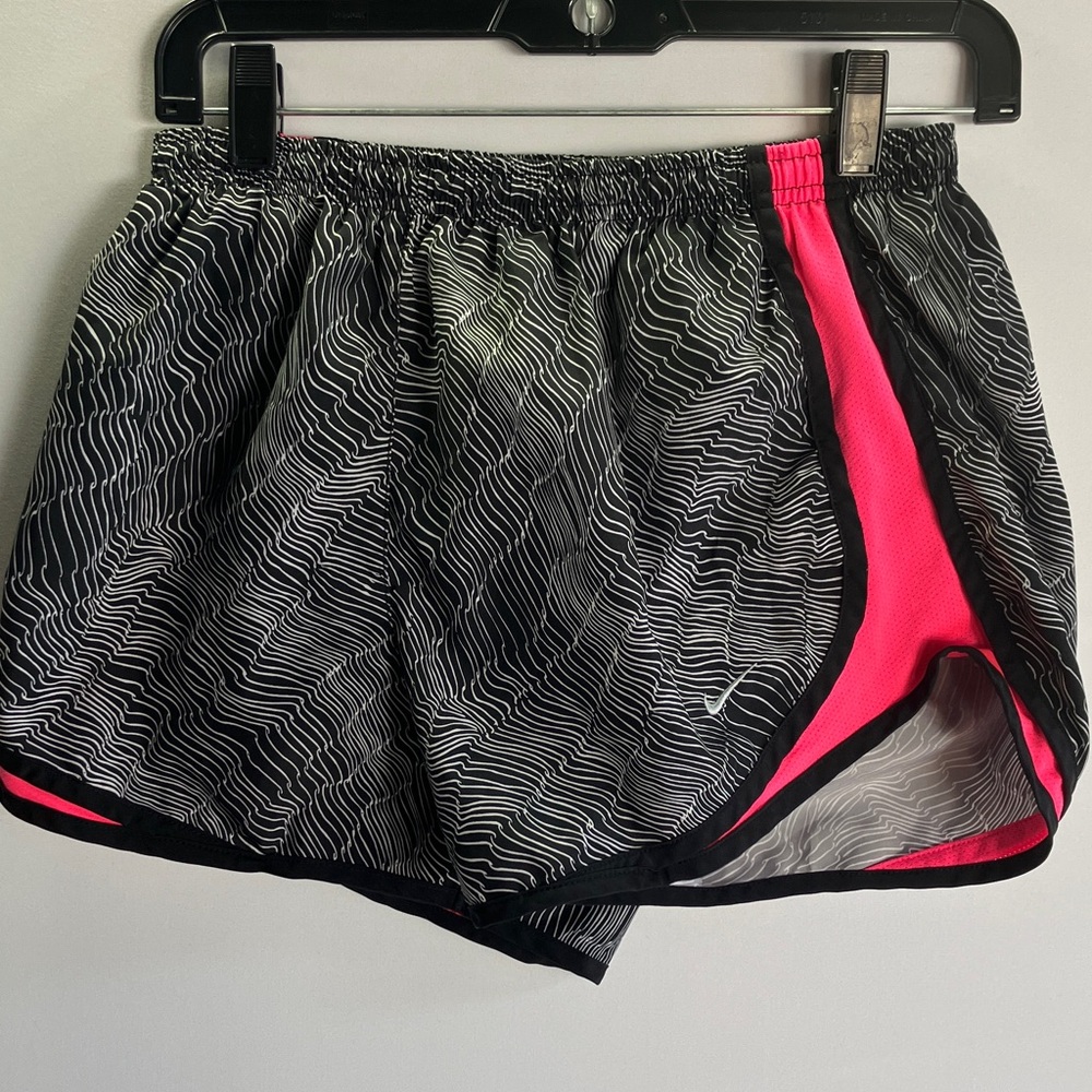 Nike Women's Black and Pink Athletic Shorts